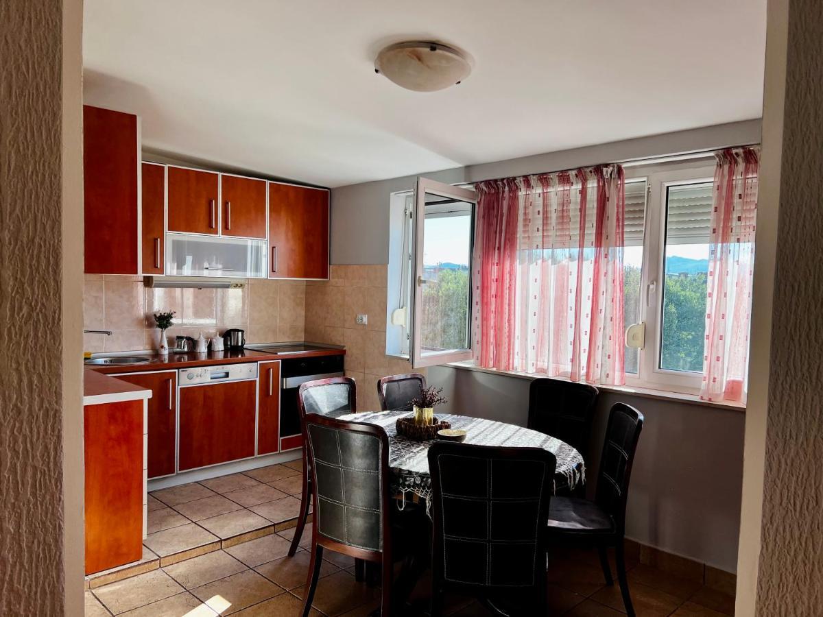 City Center Square Deluxe Nest Podgorica Zewnętrze zdjęcie