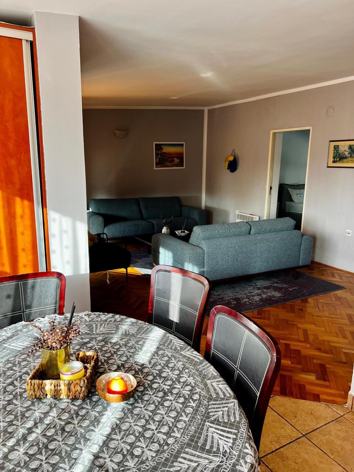 City Center Square Deluxe Nest Podgorica Zewnętrze zdjęcie